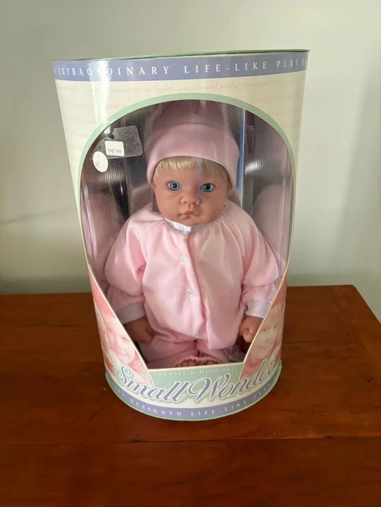 Lee Middleton Small Wonder Baby Doll Blonde Blue Eyes NIB Vintage Realistic - Picture 8 of 8